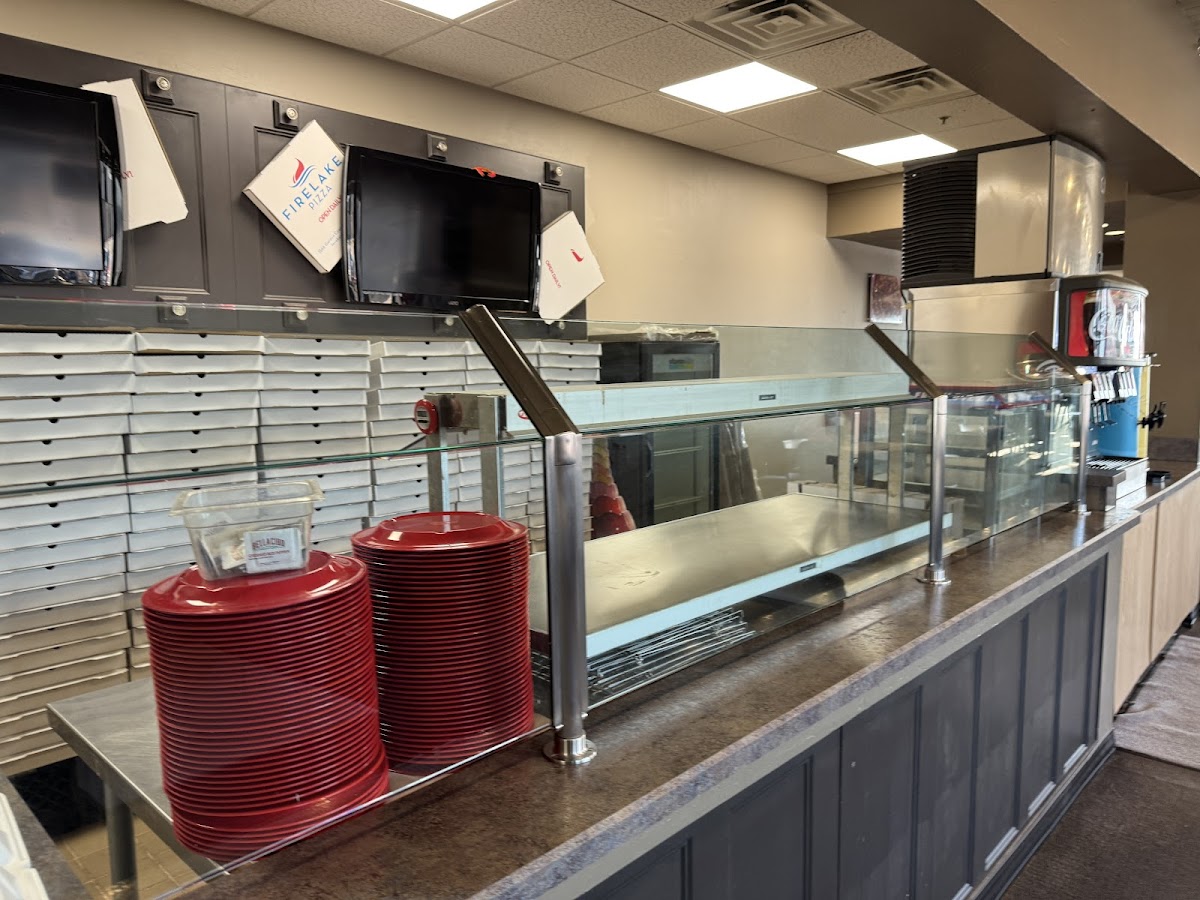 Firelake Pizza Photos 2